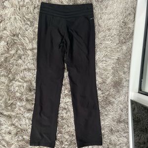 Nike Dri fit women black straight leg.knit yoga pants. Size S, used.